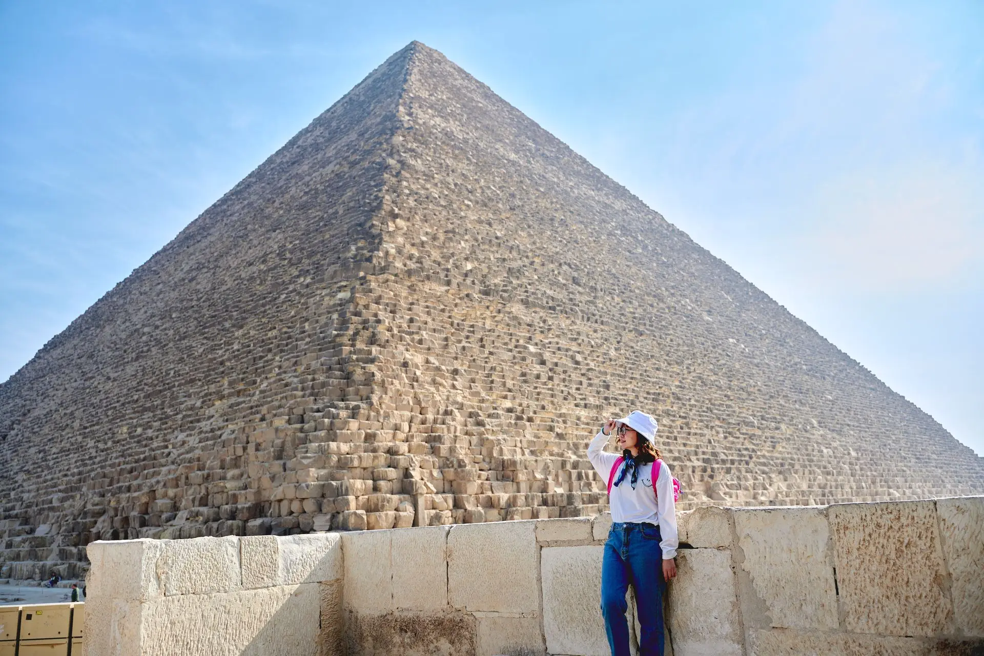 Point of View On Tour ทัวร์สนุกและได้สาระ